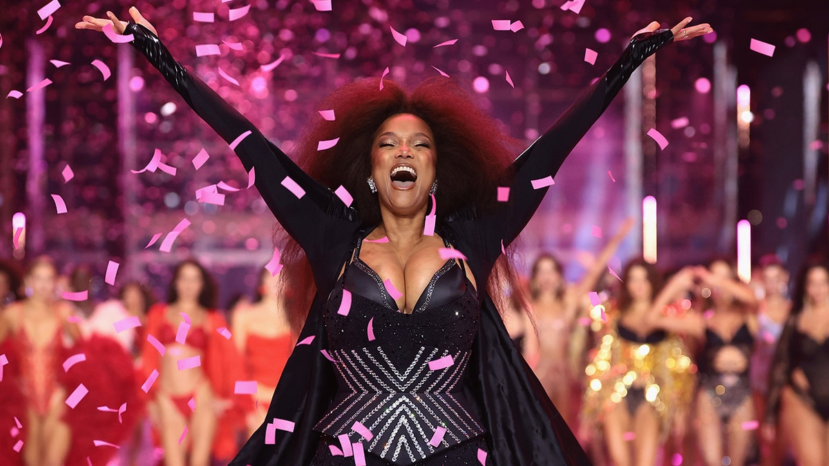 Tyra Banks at Victoria's Secret Fashion Show