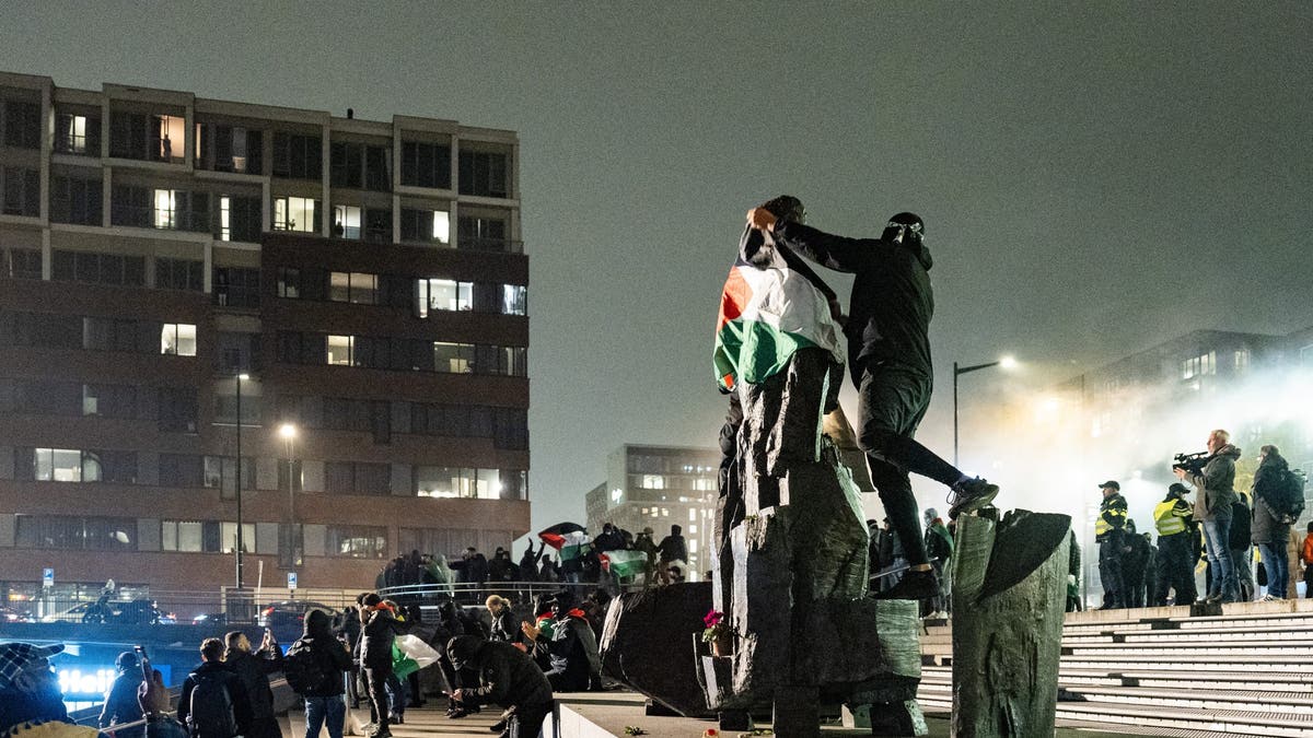 Pro-Palestinians demonstrate in Amsterdam